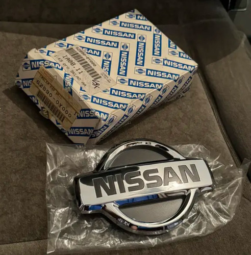 Nissan genuine oem - nissan,