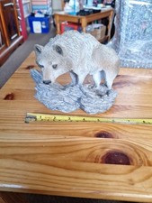 Livingstone USA Wolf Statue