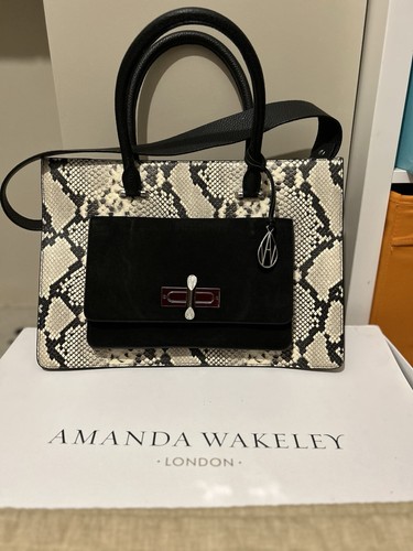 Amanda wakeley the hayworth - amanda,