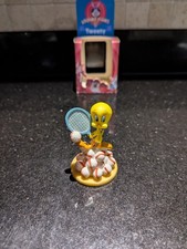 Warner Brothers Looney Tunes Tweety Figure - Repaired