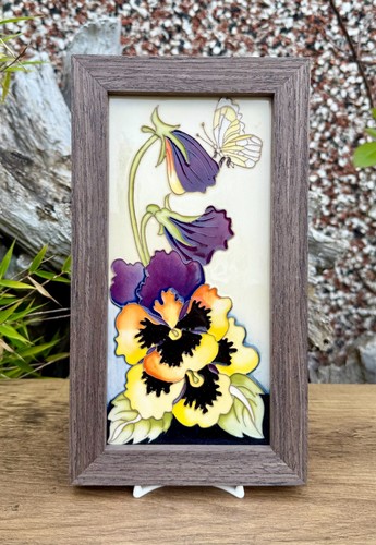 Moorcroft all a flutter - a,
