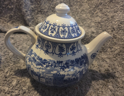 Vintage 1977 blue and white - vintage,
