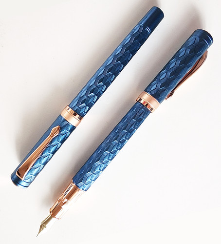 Metal fountain pen - fountain, with