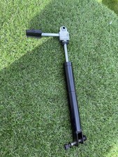 Quingo Toura 2 Tiller Strut/