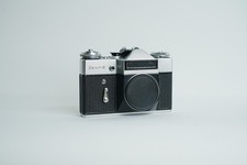 Zenit-E 35mm Film SLR Camera -
