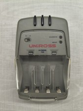 Uniross X-Press 700 AA, AAA