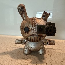 Kidrobot Dunny Art of War