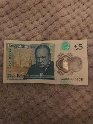Look aa06 five pound 5 - five, £5