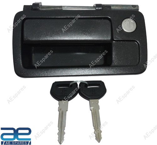 Front left hand outer door - outer,