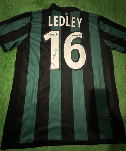 Joe ledley signed celtic - joe,