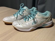 Yonex Power Cushion Badminton