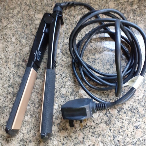 Babyliss hair straightener - hair,