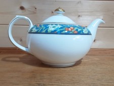 Royal Doulton Fine Bone China Teapot TUDOR Grove H5260 Excellent Condition