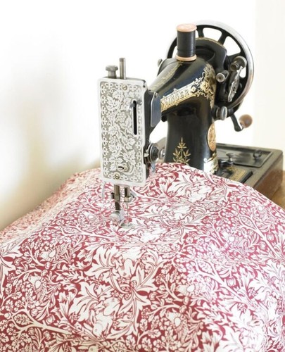 William morris red - red, brother