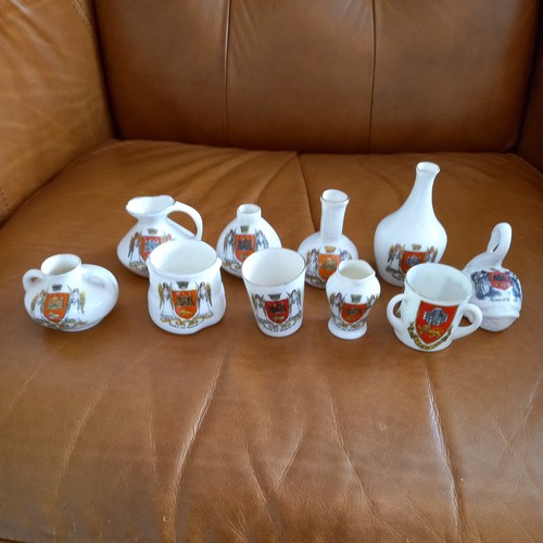 Goss type crested china - goss,