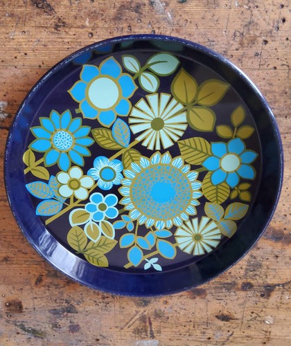 Vintage retro floral round - floral,