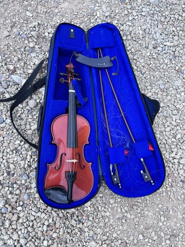 Violin suitable for - suitable, children