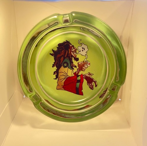 Heavy glass ashtray - 3.25"di,