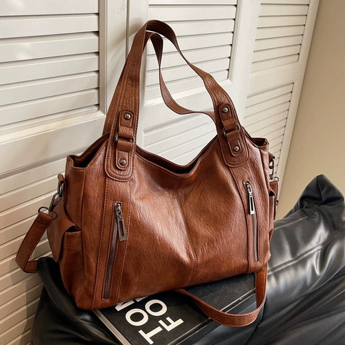 Large leather shoulder bag - large,