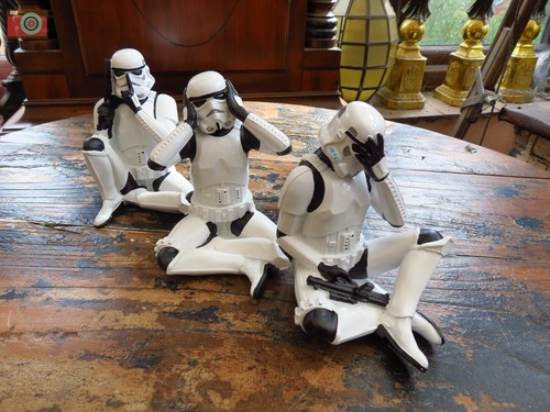 Three wise stormtrooper star - three,