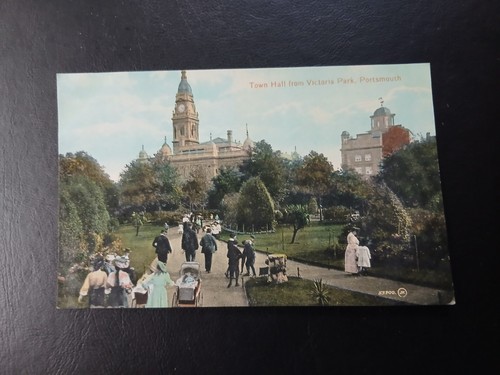 Town hall victoria - hall, park