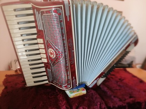 Gerrini bass accordion - 80,