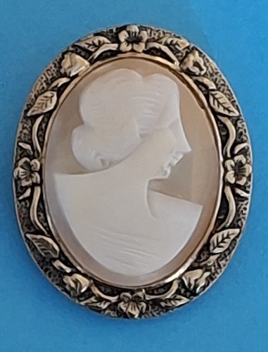 Vintage cameo brooch pendant - vintage,