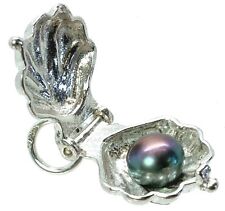 STERLING SILVER OPENING BLACK CULTURED PEARL IN OYSTER CHARM