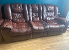 DFS Leather Sofa 3-Seat Declining Chocolate Brown sofa