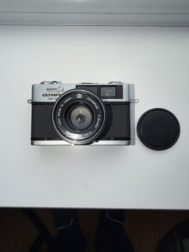 Olympus rangefinder - 35, rd