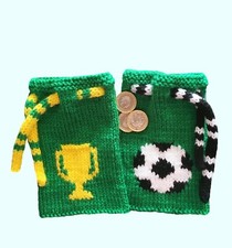 KNITTING PATTERN 160: Football