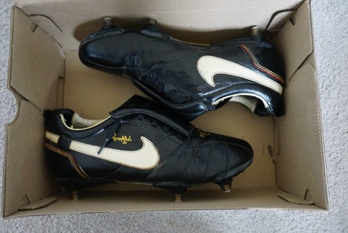 Football boots nike - boots, tiempo