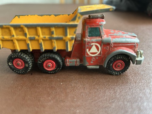 Lesney scammell tipper truck - lesney,
