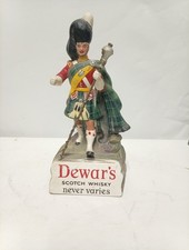 DEWAR'S SCOTCH WHISKY RUBBEROID GUARDSMAN ADVERTISING VINTAGE FIGURE