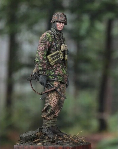 Resin figure model - model, kit