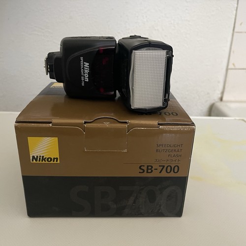 Nikon 700 speedlight - nikon,