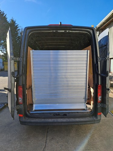 Dna fixed folding van - van, ramp