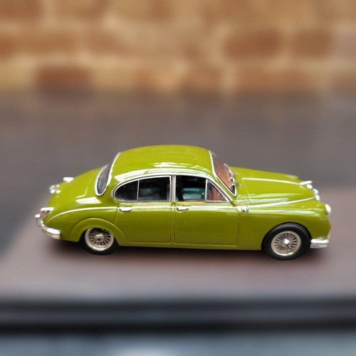 Miniature jaguar mark 43 - miniature,