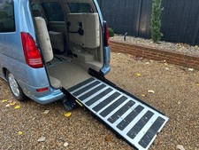 nissan serena wav disability