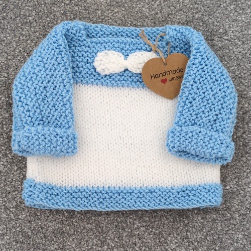 Hand knitted premature baby - hand,