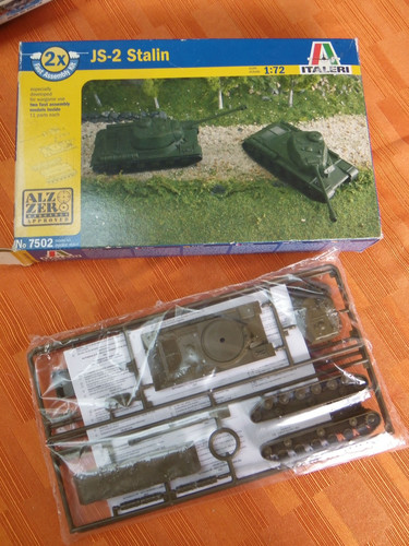 Italeri 72 scale fast - js-2, 1/72