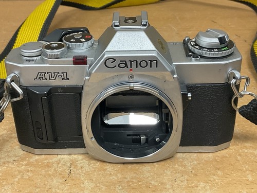 Canon 35mm film - av-1, slr