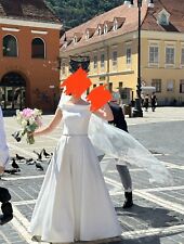 Justin Alexander Wedding Gown Size 6 off-shoulder silver sash