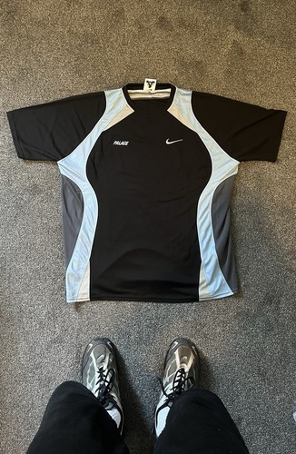 Rare palace nike - rare,