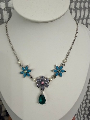 Cardiff floral gemstone - cardiff,
