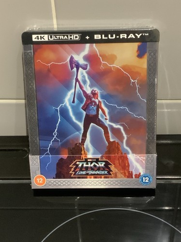 Thor love and thunder - love,