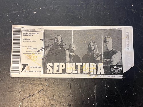 Sepultura signed concert tour - concert,