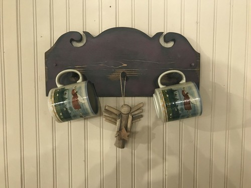 Primitive farmhouse wood wall - primitive,