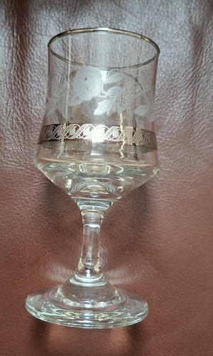 Inch stemedglass brandy - 5,