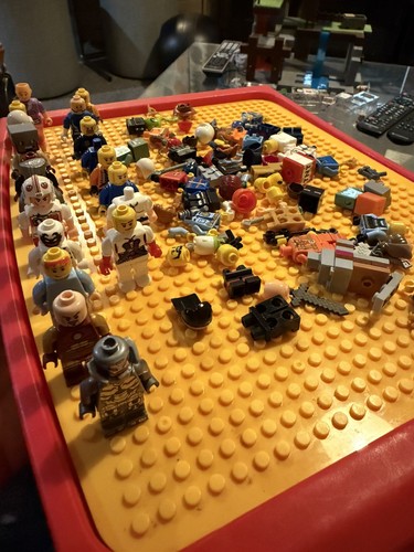 Approx 7kg genuine - lego, mixed